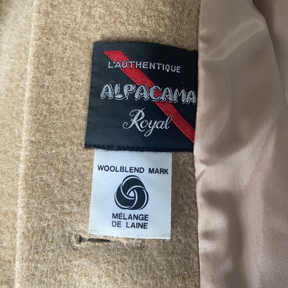 Authentic Alpaca Long coat - Picture 3 of 3